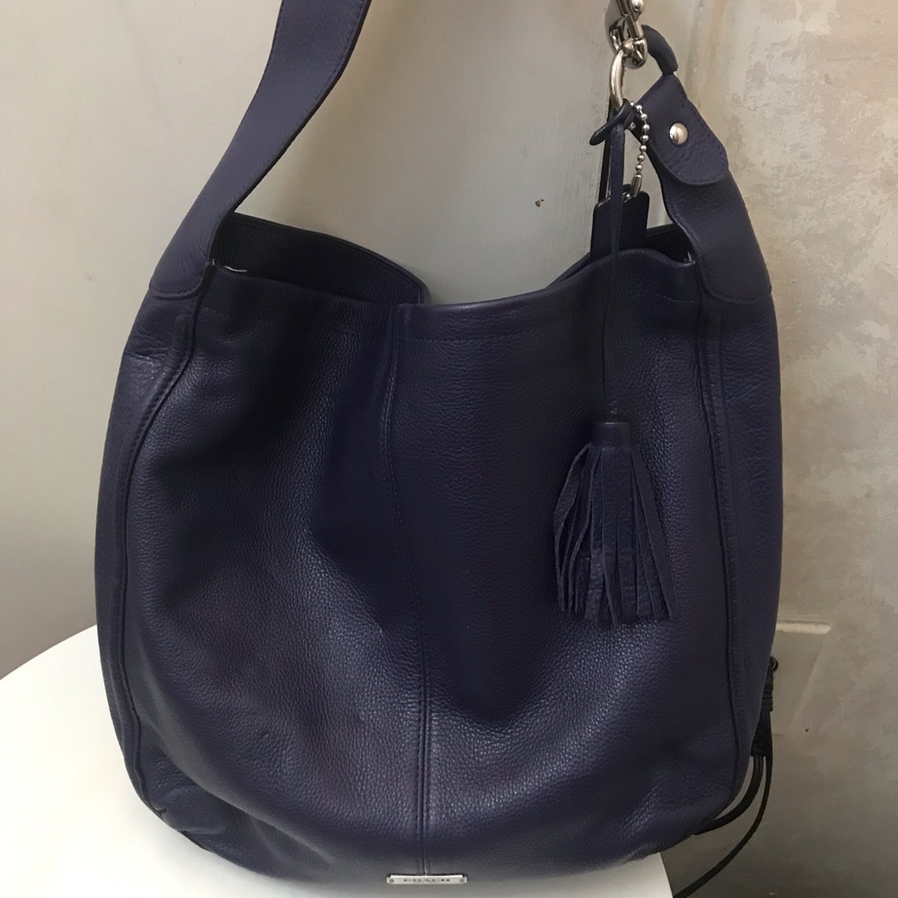 Coach Bag - Picture 2 of 2